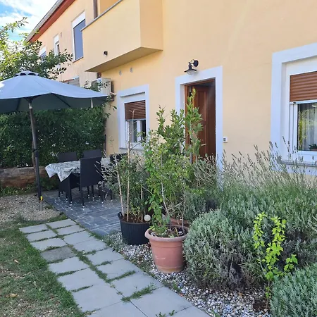 Luka Apartment